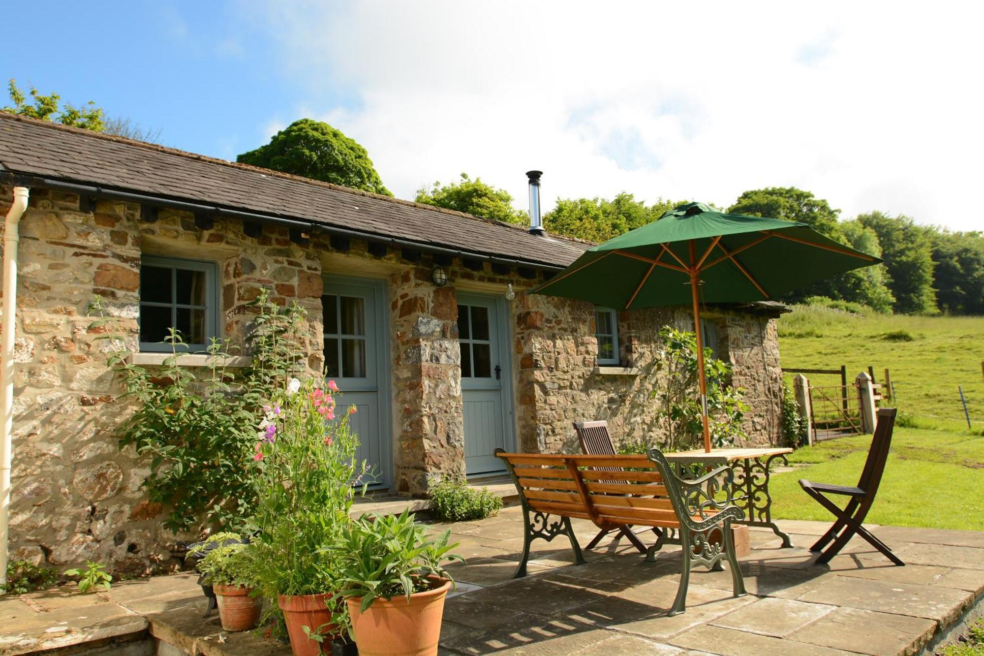 Dandelion Cottage, แอมรอธ ภายนอก รูปภาพ